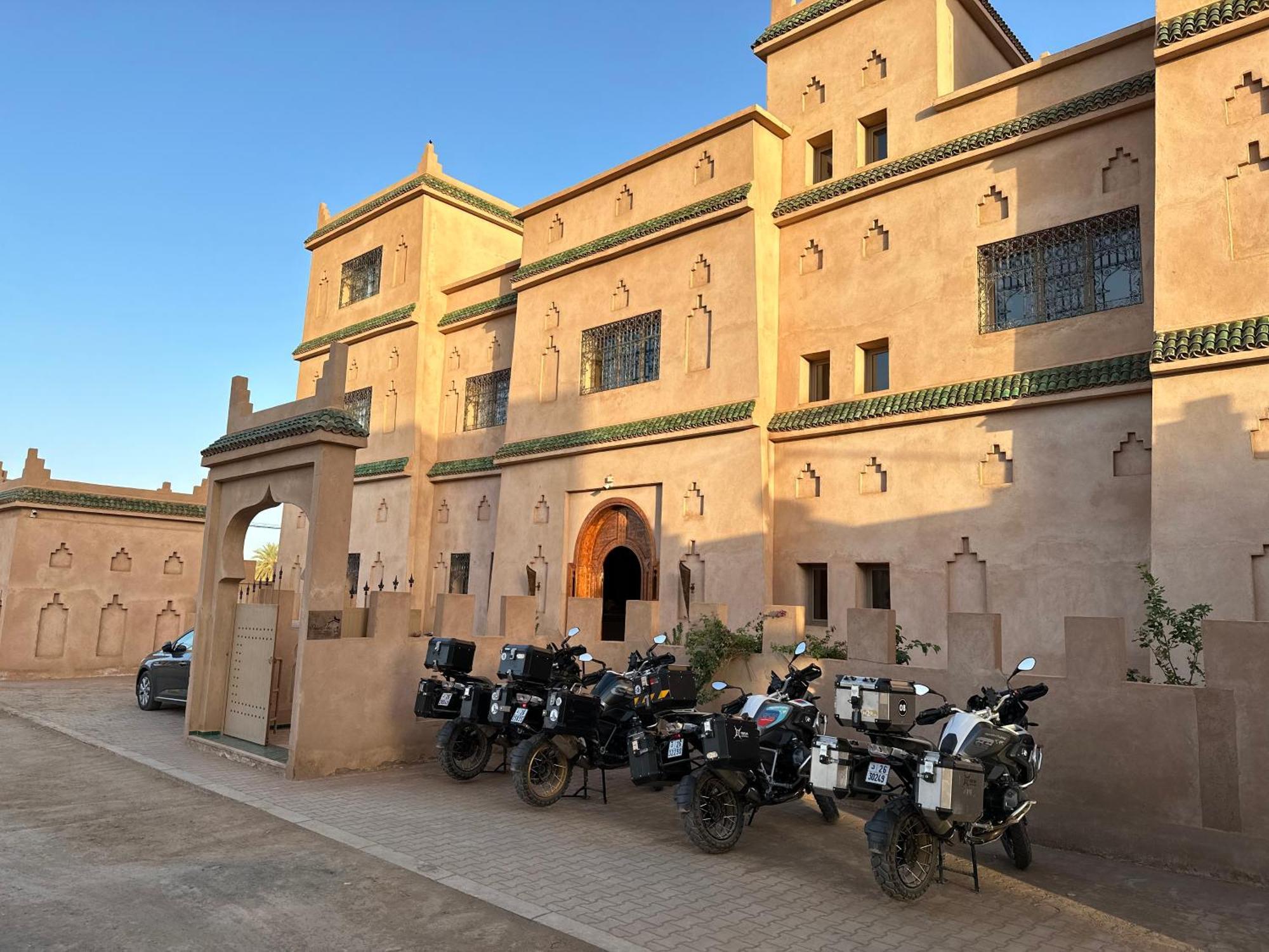 Desert Villa Boutique Hotel Merzouga Bagian luar foto